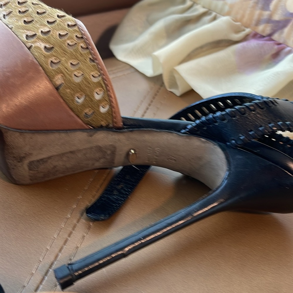 Really Nice And Good Condition - image 5